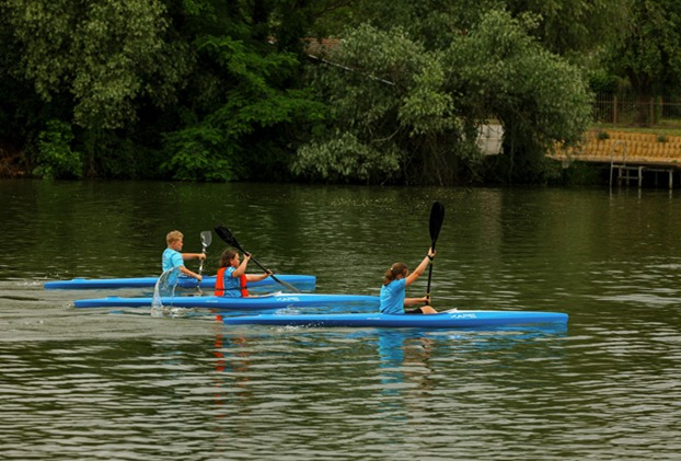 Kayaks y Canoas Escuela Homologados por FDN Canotaje de Chile para competencias oficiales.